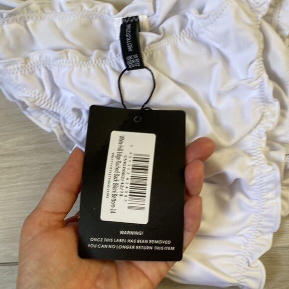 Pretty Little Things White Frill Edge Ruched‎ Back Bikini Bottoms Size 10 NWT - Picture 6 of 6